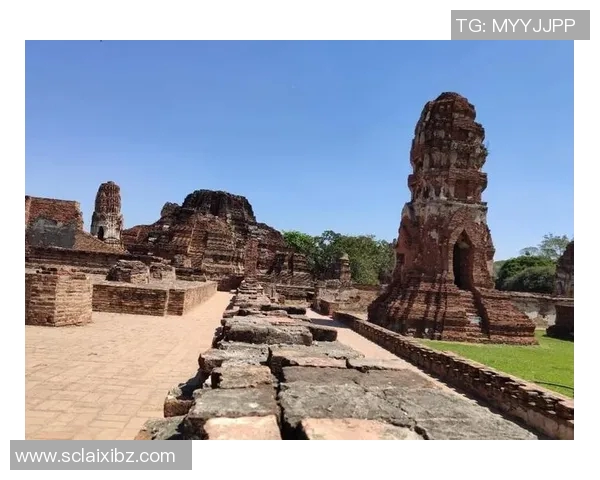 泰京风情探秘：在历史与现代交融中感受这座城市的魅力与韵味