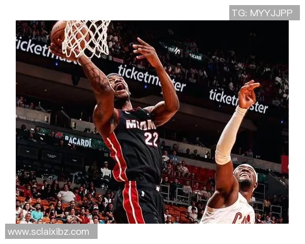 吉米巴特勒带领热火队重返巅峰展现领袖风范与无畏精神